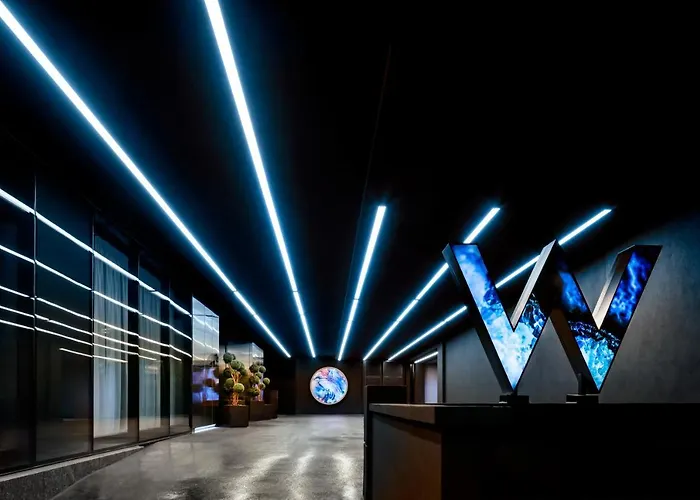 W Toronto Hotel